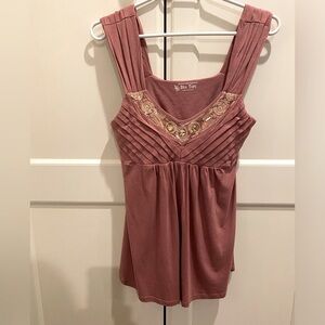 NWOT Women’s Sz Medium VS Tank Style Bra Top Rose Colour Gold Detail at V Neck